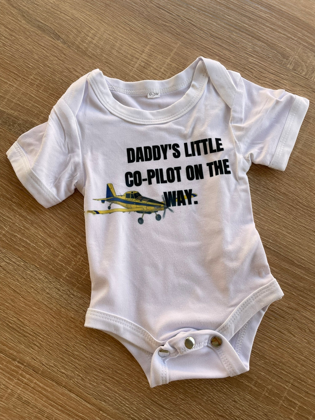 Short-sleeve baby grow